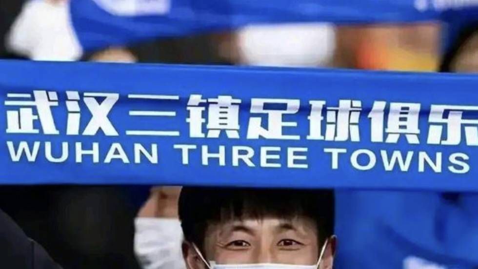 情侣瑜伽