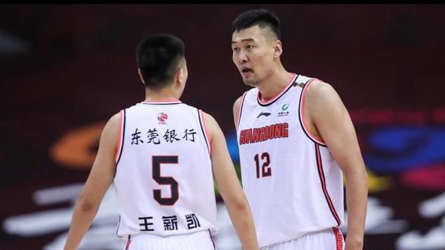 郑萨母亲朋友