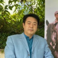 和黑丝美女打扑克